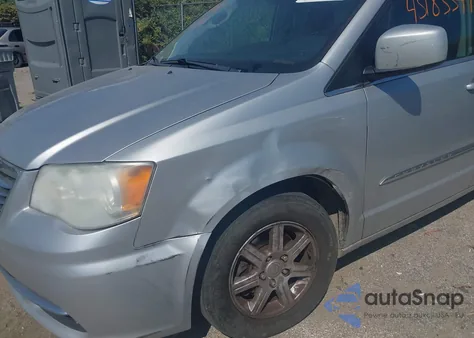 2012 Chrysler Town & Country Touring from USA, damaged, VIN 2C4RC1BG3CR127141